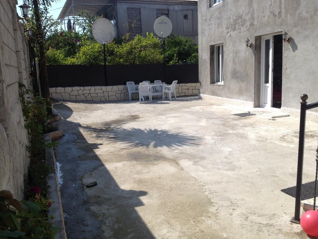Guest House Maxim Makhinjauri Exterior photo